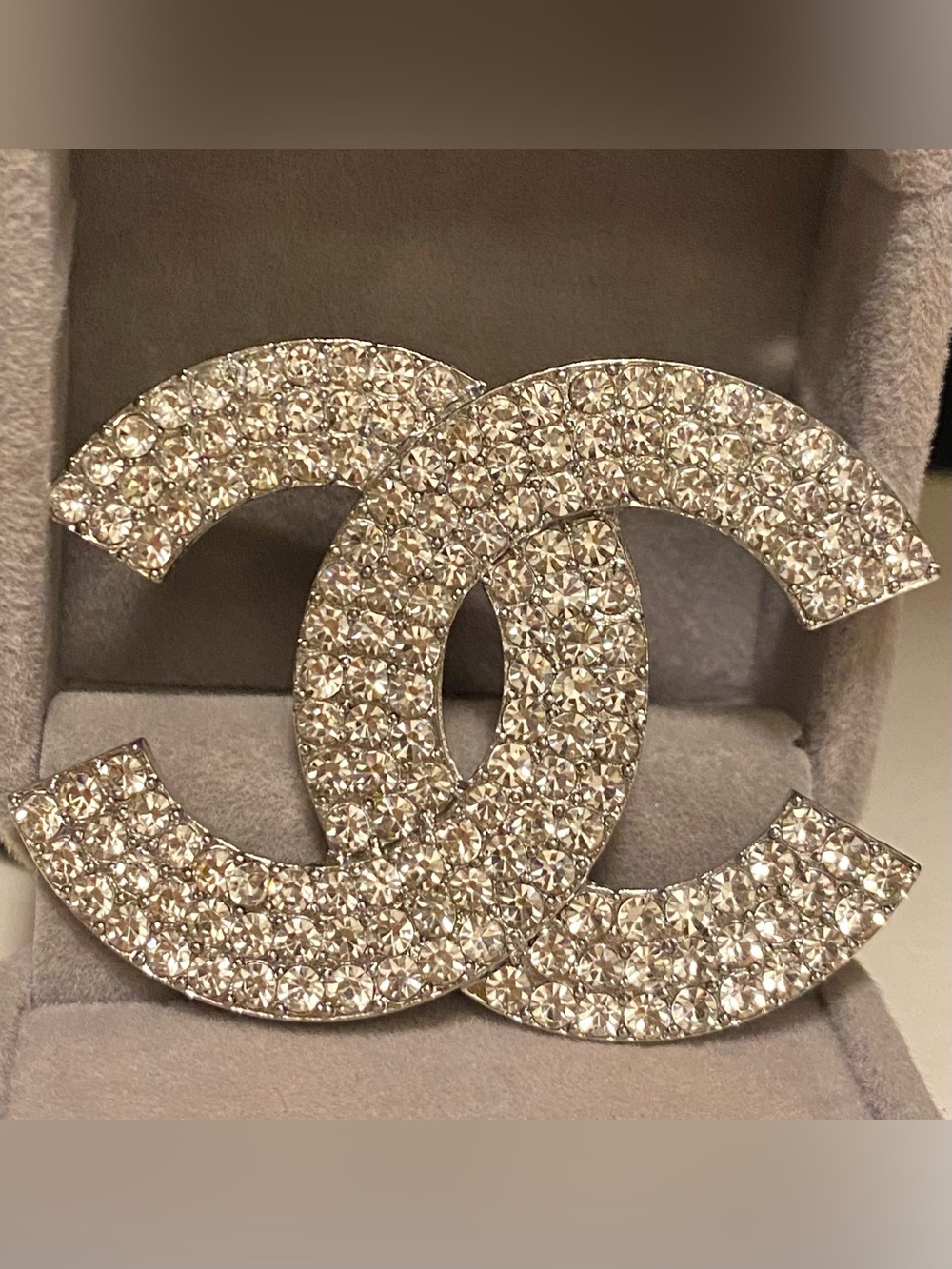 Fashion Jewelry Silver-Tone Crystal Interlocking CC Luxury Brooch Large